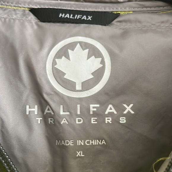 Halifax Traders puffer jacket. Down & feather filled. Packable. Size XLarge. NWT - Picture 5 of 15